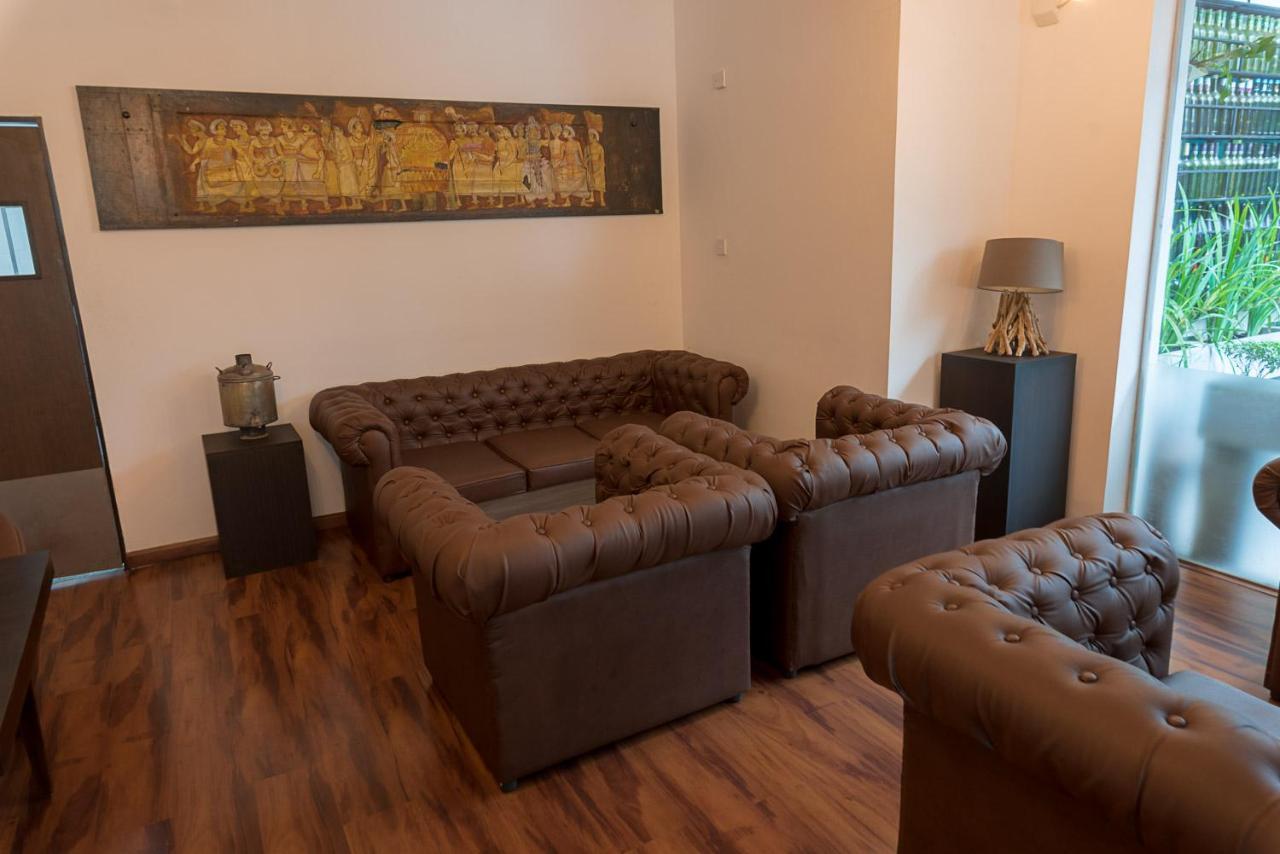 Pearl Royal Hotel, קולומבו מראה חיצוני תמונה