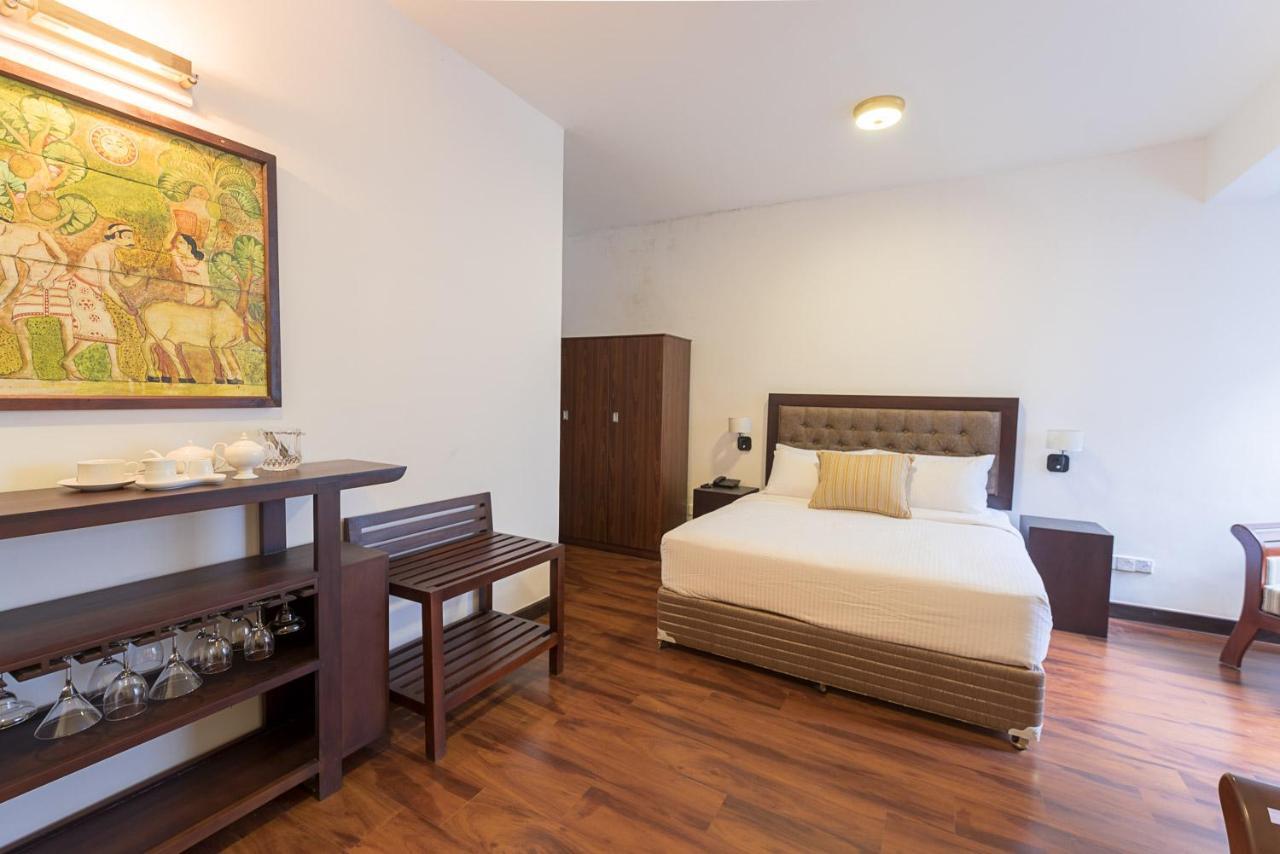 Pearl Royal Hotel, קולומבו מראה חיצוני תמונה