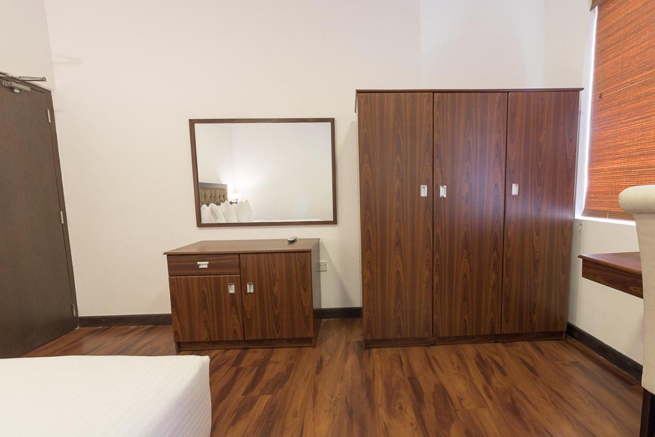 Pearl Royal Hotel, קולומבו מראה חיצוני תמונה